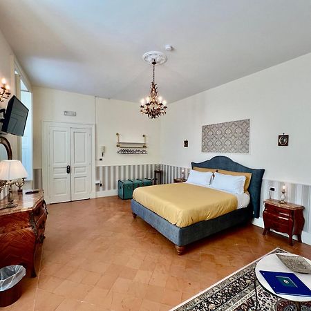Casa Santangelo Suites Салерно Экстерьер фото