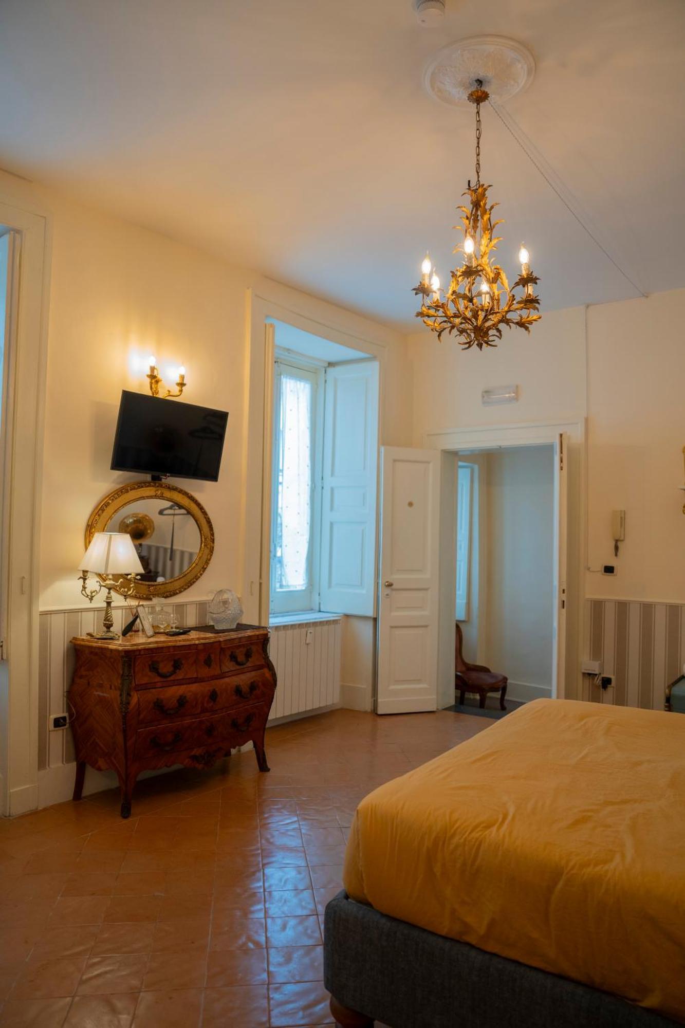 Casa Santangelo Suites Салерно Экстерьер фото