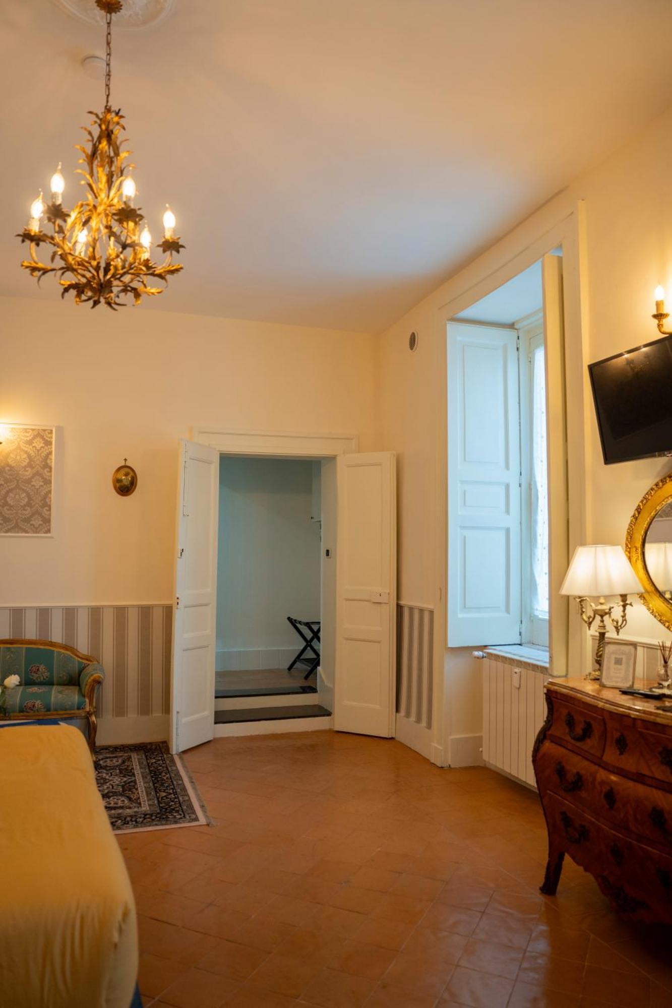 Casa Santangelo Suites Салерно Экстерьер фото
